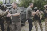 Владимир Кличко с "Украинской командой" передал бронированный внедорожник "Кобра" разведчикам - Палатный