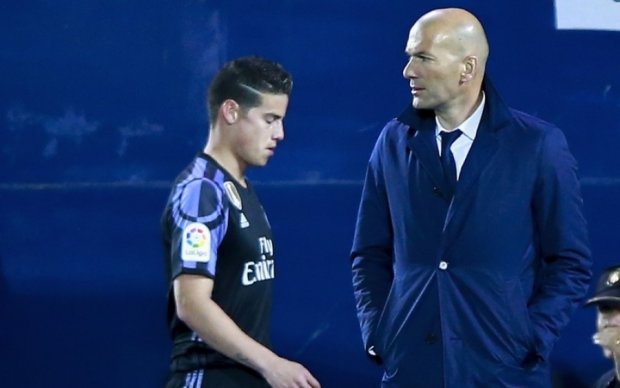 Звездный игрок Реала обиделся на тренера из-за замены