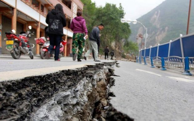 Потужний землетрус у Китаї: загинули люди