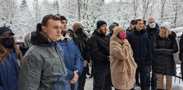 Нацкорпус провів протест під «Львівгазом»