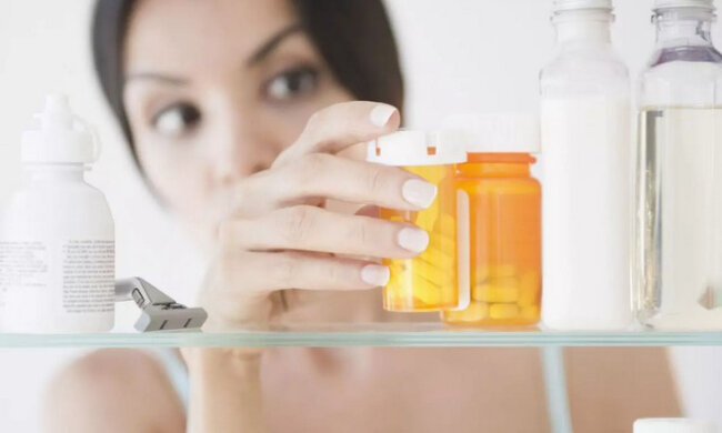 Аптечка першої допомоги, ліки