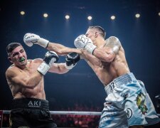Александр Усик, абсолютный чемпион мира по боксу