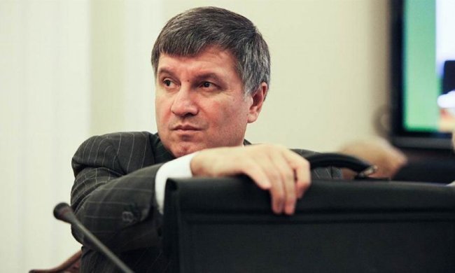 У Миколаєві 3 людини на одне місце патрульного - Аваков