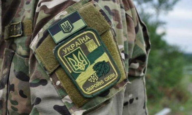 Біля Миколаївського полігону закололи військового