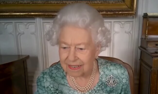 Єлизавета II, кадр з відео