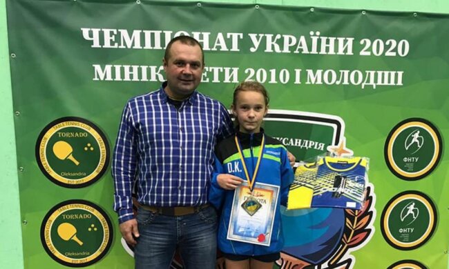 Десятирічна львів'янка взяла золото на чемпіонаті України з тенісу - ось як потрібно ганяти м'ячик