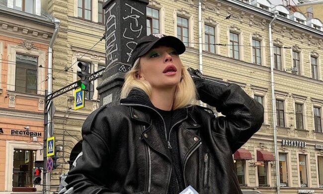 Настя Ивлеева, instagram.com/_agentgirl_