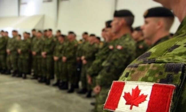200 канадських військових прибули до України