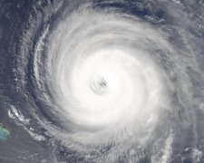 NASA показало урагани з космосу (відео)