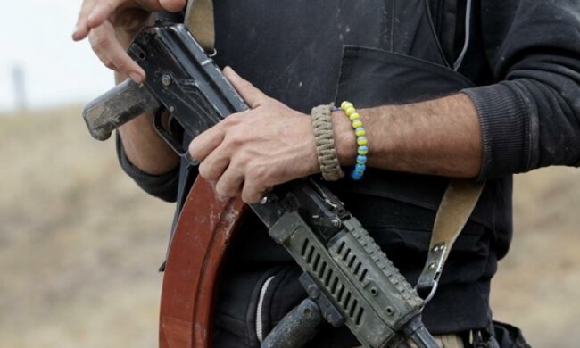 Продавати зброю в Україні пропонують лише патріотам