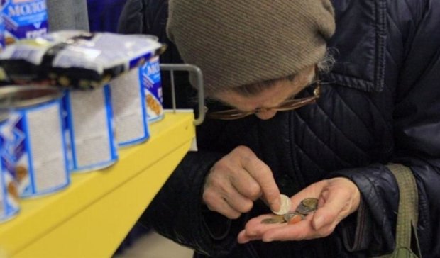 Из-за бедности украинцы снова скупаются на рынках