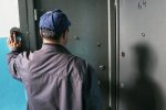 Будьте напоготові: киян попередили про липових газовиків, - фото шахраїв