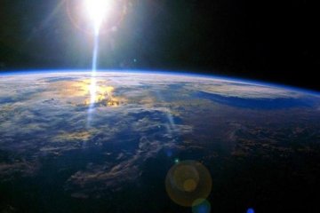 Невероятные виды Земли показали глазами астронома