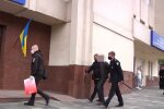 У Дніпрі "чорні ріелтори" взяли у рабство 74-річного дідуся з сином - квартиру продали і змусили гарувати за склянку води