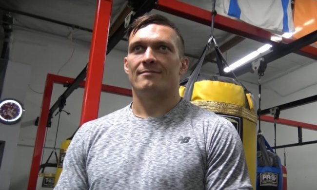 Усик показал, как работает на лапах