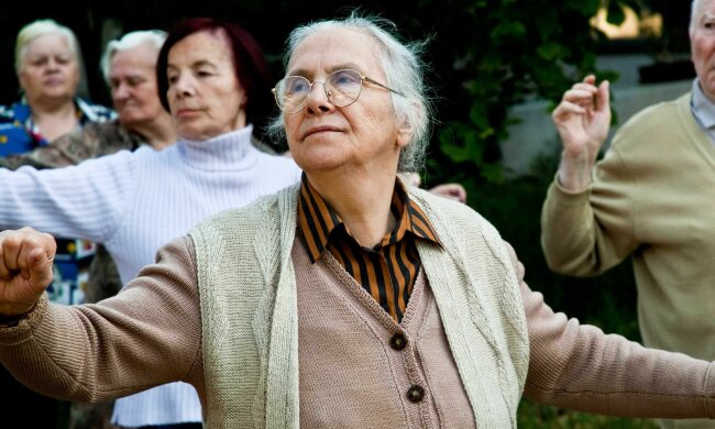 Дожити до 100 років виявилося легко: 5 правил для бажаючих побачити своїх правнуків