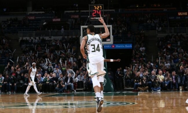 Данки Адетокумбо і кидок з центру майданчика від Пола в новому топ-10 НБА за 8 березня