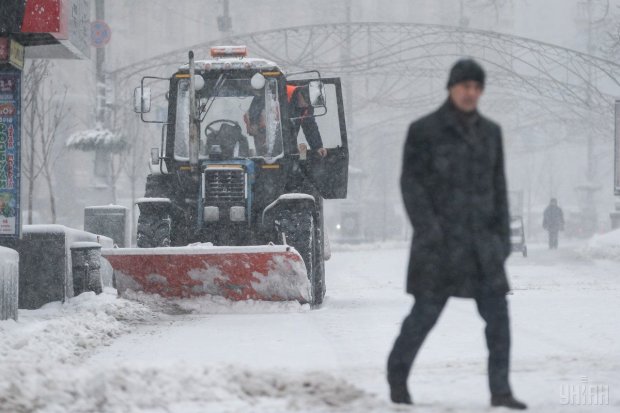 В Україну йде сніговий апокаліпсис: у четвер ніхто не зможе вийти з дому, випаде майже півметра снігу