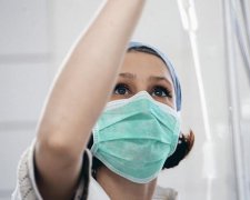 Епідемія косить українців: названо єдиний спосіб порятунку