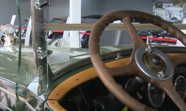 Packard, скриншот youtube Факты ICTV