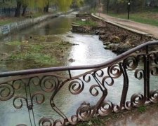 Кримські курорти стали притулком для бомжів: шокуючі кадри