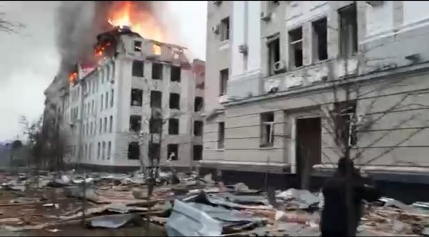 Харьков, удар по областному управлению полиции, кадр из видео