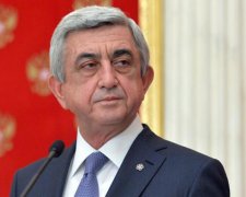 Вірменський Янукович розповів, коли подасть у відставку