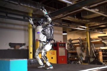 Робот Boston Dynamics уже превзошел обычного человека