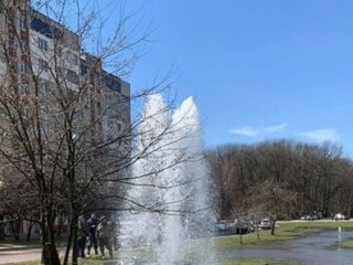 Во Львове прорвало трубу, фото: Facebook Сихів медіа