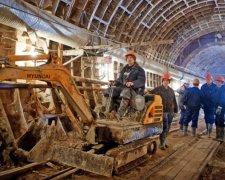 Метро на Троещину: киевлянам сказали, когда никогда