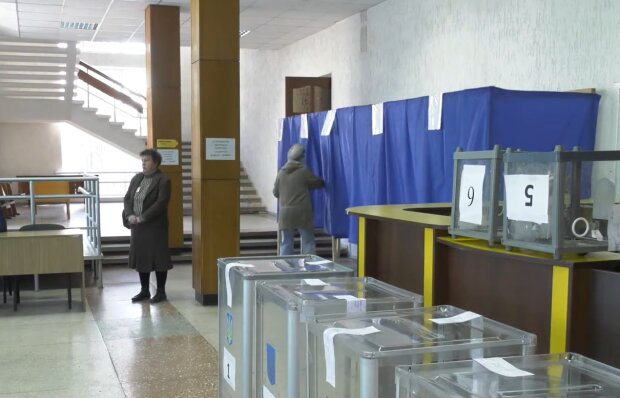Выборы в Украине, кадр из видео