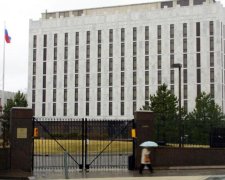 Американські сенатори підготували сюрприз посольству РФ