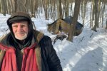 На Львівщині у лісі живе безхатько, фото Львівські новини