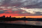 Погода, захід сонця, річка, фото з соцмереж