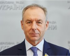 Юрий Загородний заявил, что "Слуге народа" сегодня правит "секта Свидетелей Голобородько"