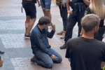 "Я всех вас уволю!": львовский чиновник устроил пьяный дебош в центре города - бросался на людей и махал удостоверением