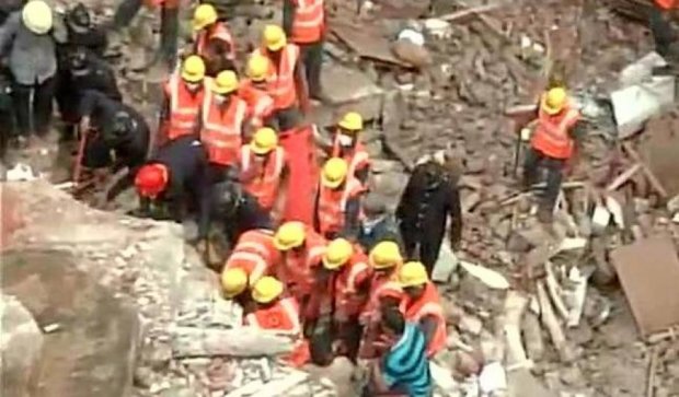 В Индии обрушился дом: погибли 11 человек