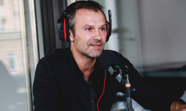 Вакарчук, Жадан і ONUKA: спільне фото знаменитостей поставило мережу на вуха