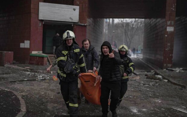 Ракетний удар по Україні. Фото: ДСНС