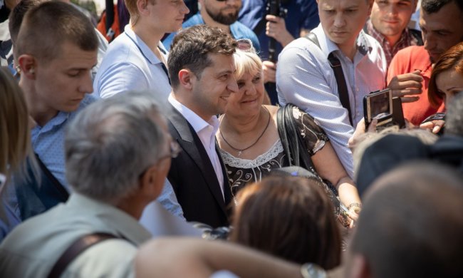 Остановка перед Донбассом: Зеленский посетил еще один украинский город, детали