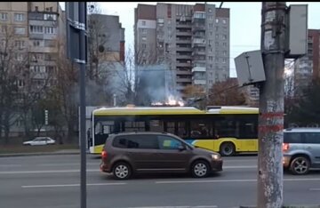 Во Львове троллейбус превратился в крематорий, пассажиры ахнули: "Горим!"