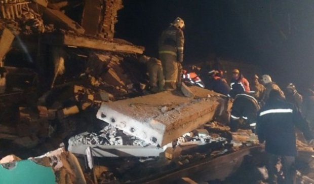 Взрыв в доме в Хабаровске: около шести человек под завалами