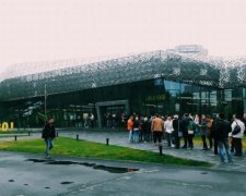 Девять кругов ада: как украинцы получают биометрику