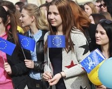 Еврокомиссия пообещала безвизовый режим уже в октябре