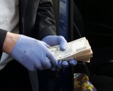 СБУ попався податківець-хабарник з паспортом сусідньої держави