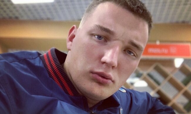 Эдвард Бил, фото с Instagram