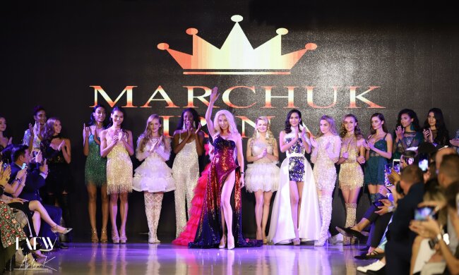 Бриллианты и чистое золото: в Украине создали самое дорогое платье, от стоимости и фото падает челюсть