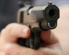 Жителей Мариуполя расстреливает неизвестный