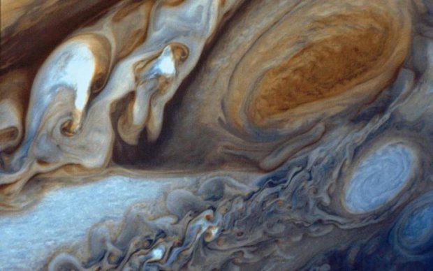Захоплююче! NASA показало дивовижне явище на Юпітері