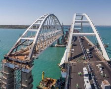 Відкриття Керченського мосту: НАТО нагадав Путіну, що Крим - це Україна